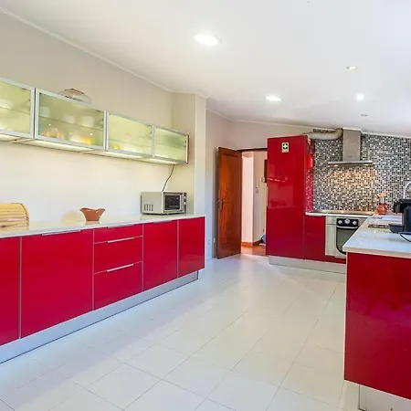 Aberta Fofa - Spacious 5 Bedroom - Situated In Portuguese Countryside 40 Km From Lisbon Vila