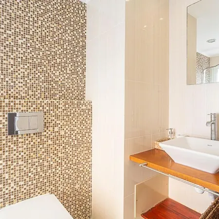 Aberta Fofa - Spacious 5 Bedroom - Situated In Portuguese Countryside 40 Km From Lisbon Alfarim