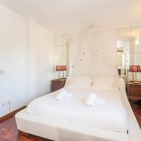 Aberta Fofa - Spacious 5 Bedroom - Situated In Portuguese Countryside 40 Km From Lisbon Vila Alfarim